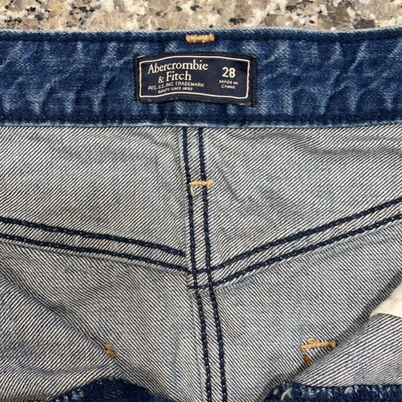 Abercrombie Denim Skirt Size W28 - Picture 2 of 4